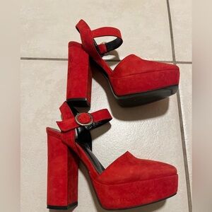 Charles David Vibrant Suede Red Sandals
